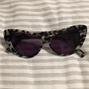Fossil Marlene Cat Eye Sunglasses 🕶